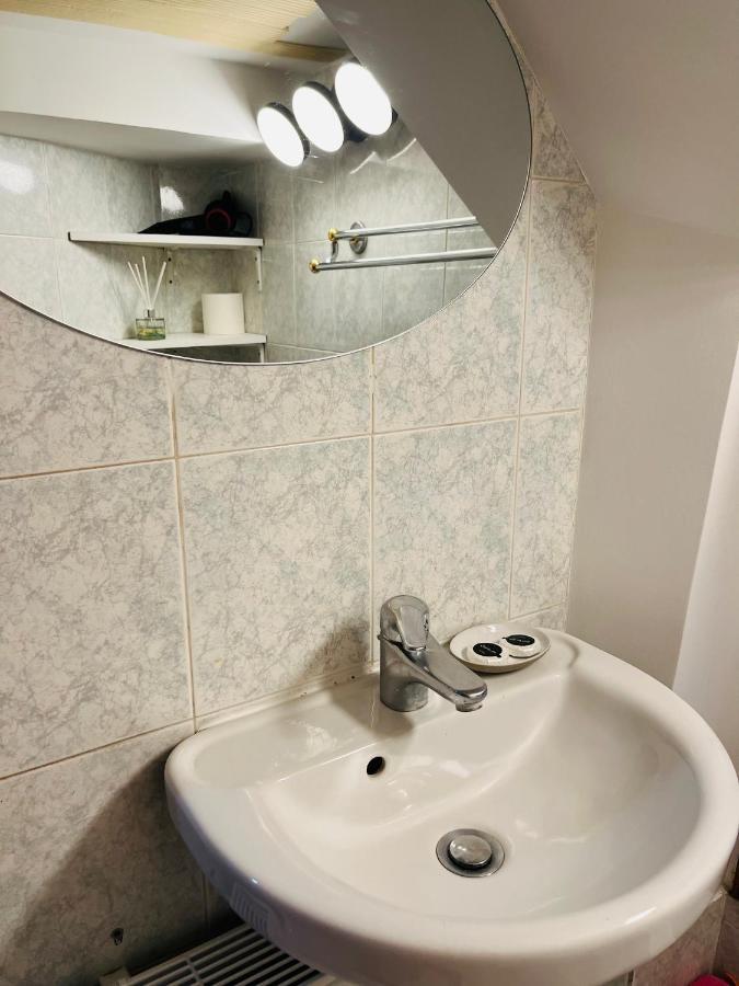 Dream Dwell Paris-Two-Bedroom Flat Near Pompidou Centre Εξωτερικό φωτογραφία